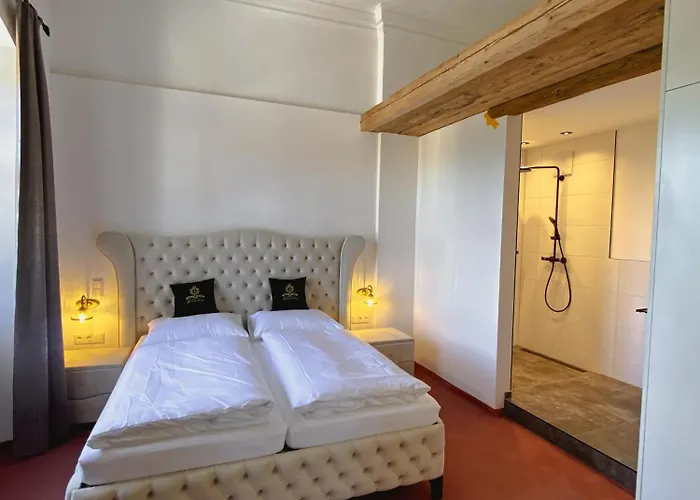 Hotel Innviertler Versailles Aurolzmunster