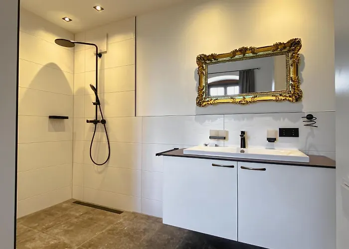 Hotel Innviertler Versailles *