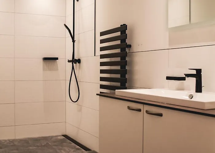 Innviertler Versailles Hotel *