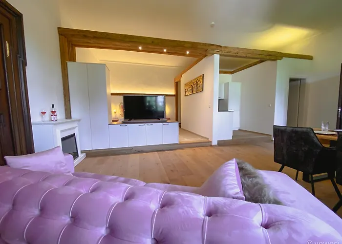 Innviertler Versailles * Aurolzmunster