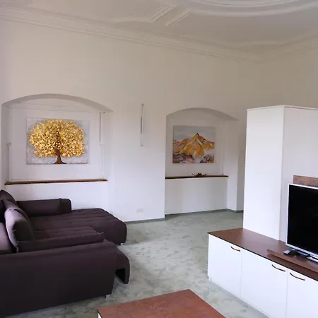 Hotel Innviertler Versailles *