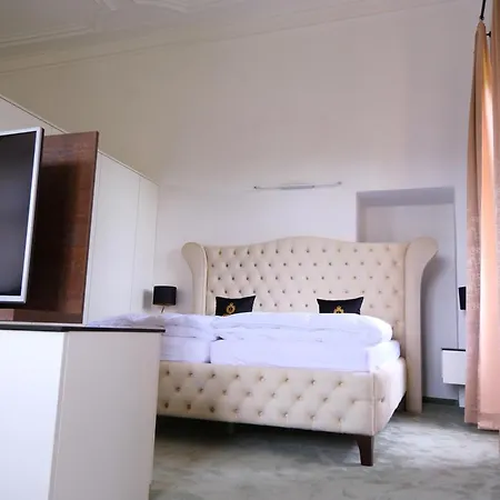 Innviertler Versailles * Aurolzmunster