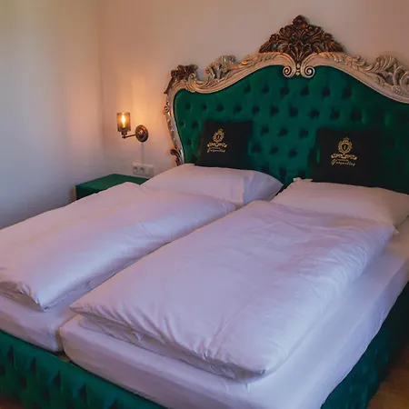 Hotel Innviertler Versailles