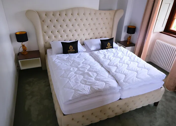 Hotel Innviertler Versailles *