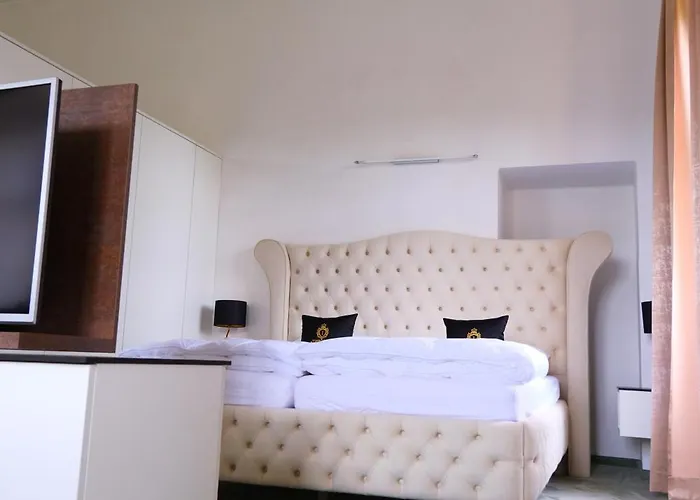 Innviertler Versailles * Aurolzmunster